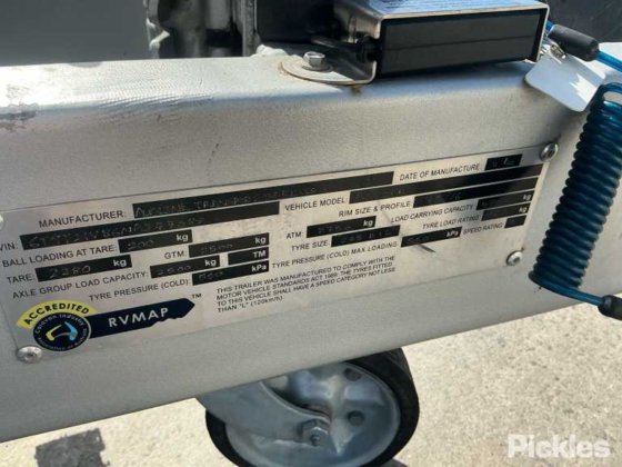 2022年式オースリンクキャラバンズ マリブレイダー