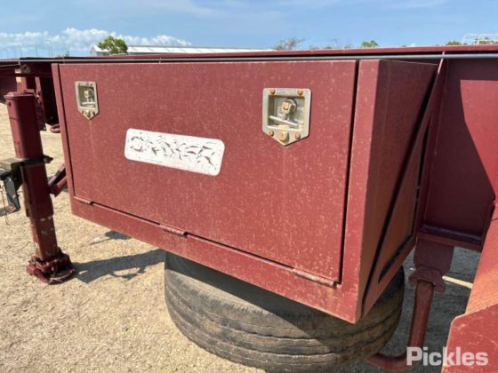 2017 Barker 重型三轴卡车