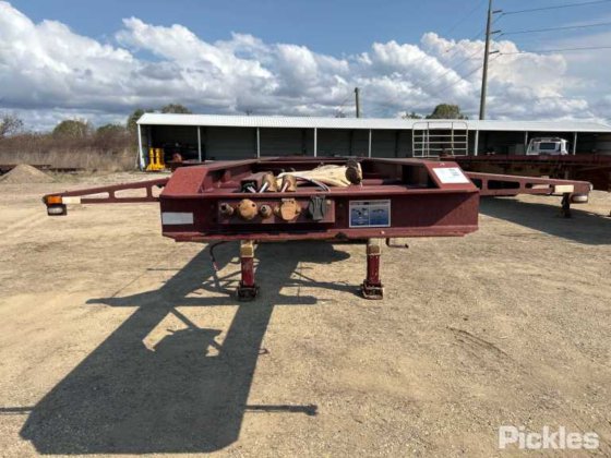 2017 Barker 重型三轴卡车