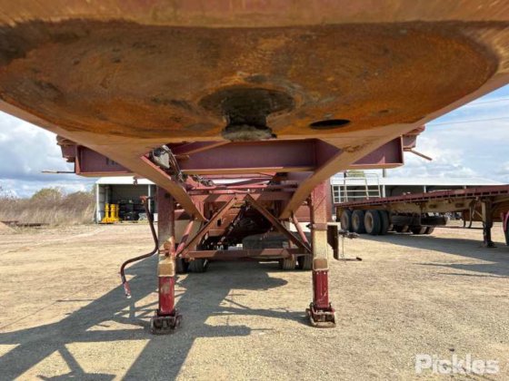 2017 Barker 重型三轴卡车