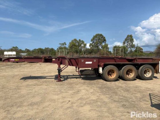 2017 Barker 重型三轴卡车