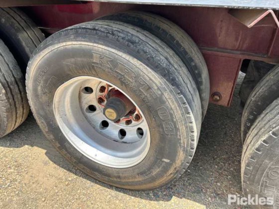 2017 Barker 重型三轴卡车