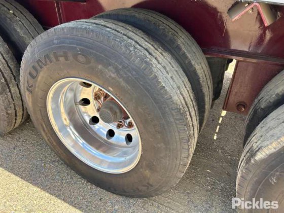 2017 Barker 重型三轴卡车