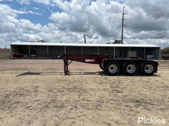 2017 Barker 重型三轴卡车