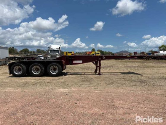2017 Barker 重型三轴卡车