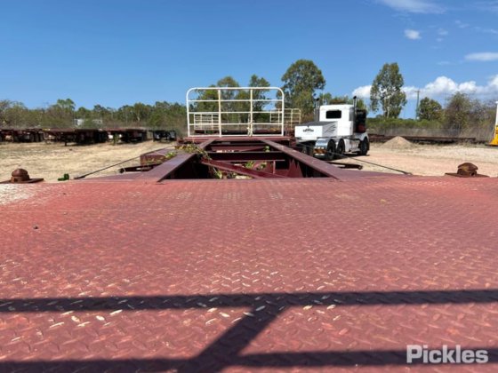 2017 Barker 重型三轴卡车
