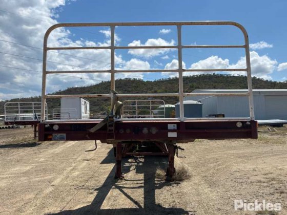 2017 Barker 重型三轴卡车