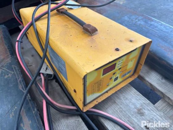 EP设备公司托盘搬运车