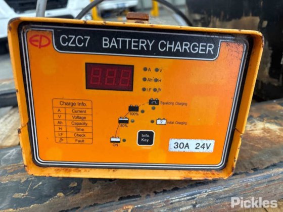 EP设备公司托盘搬运车