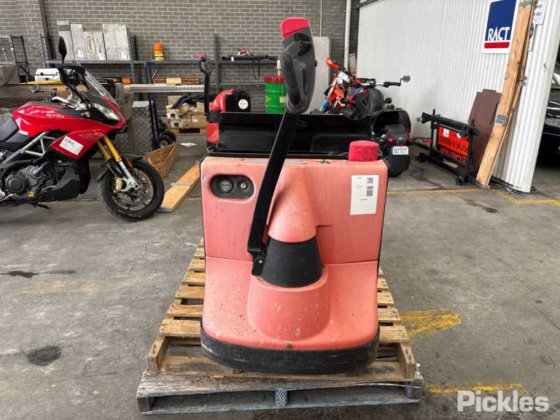 EP设备公司托盘搬运车