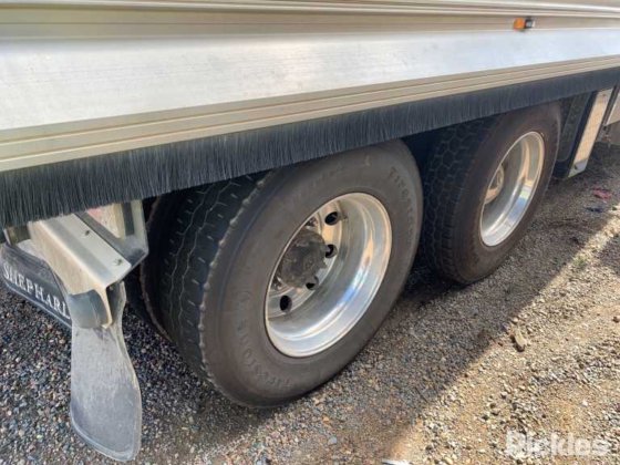 2021年式フレイトライナー・コロナド