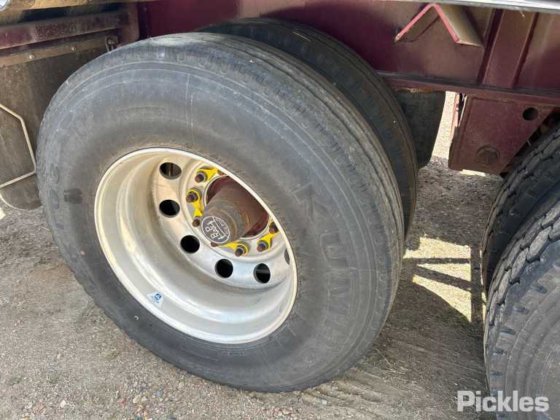 2017 Barker 重型三轴卡车