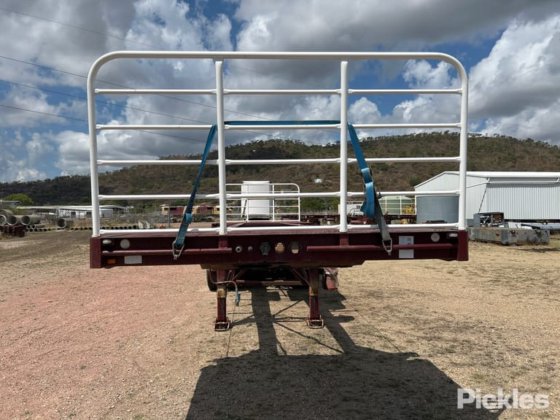 2017 Barker 重型三轴卡车