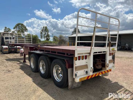 2017 Barker 重型三轴卡车