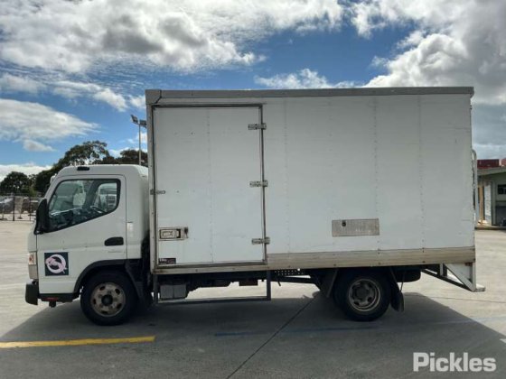 2015款三菱Canter 615