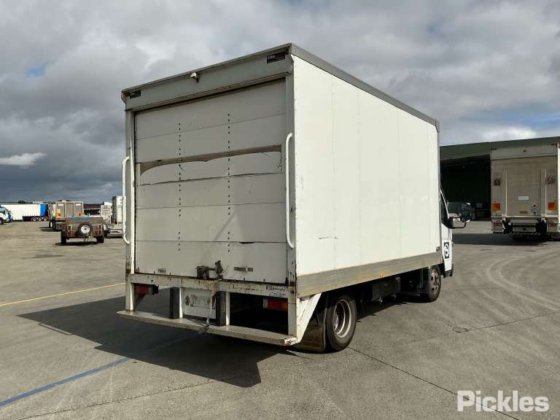 2015年式 三菱 キャンター 615