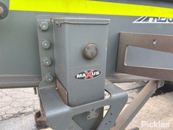 2022 マキシトランス ST3