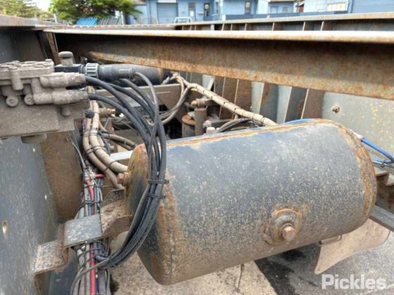 2022 マキシトランス ST3