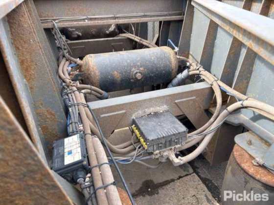 2022 マキシトランス ST3