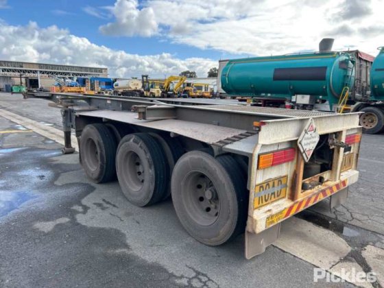 2022 マキシトランス ST3