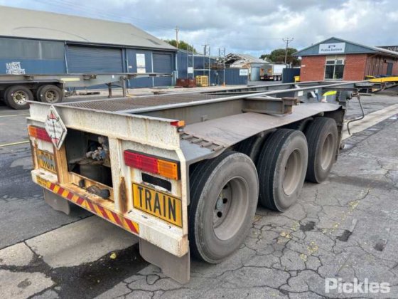 2022 マキシトランス ST3