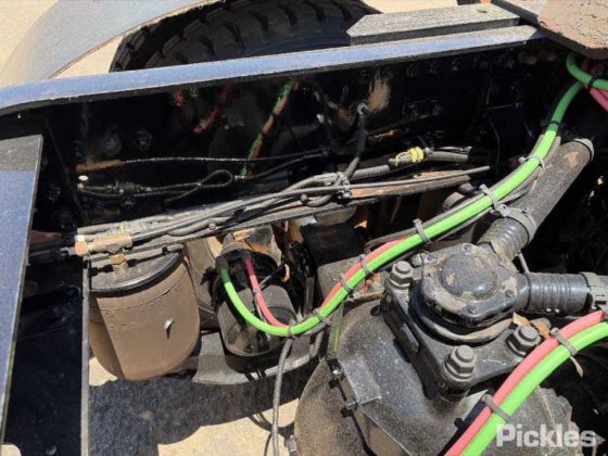 2023 マック スーパーライナー CLXT