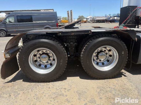 2023 マック スーパーライナー CLXT