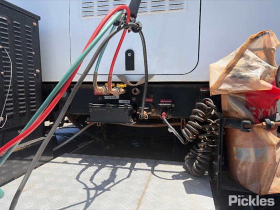 2023 マック スーパーライナー CLXT