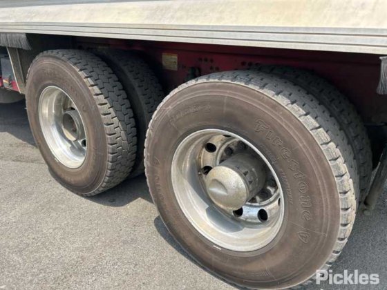 2016款麦克三叉戟