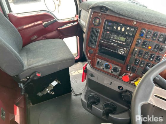 2016款麦克三叉戟