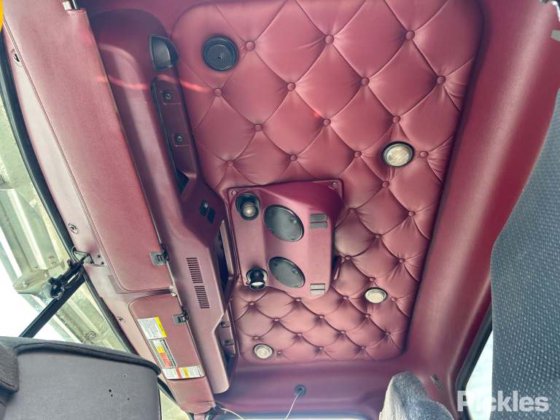 2016款麦克三叉戟