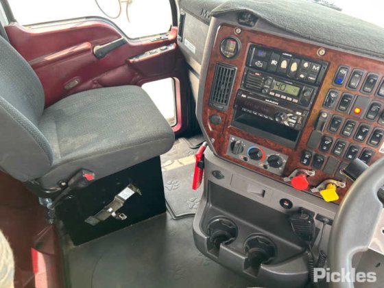 2016款麦克三叉戟