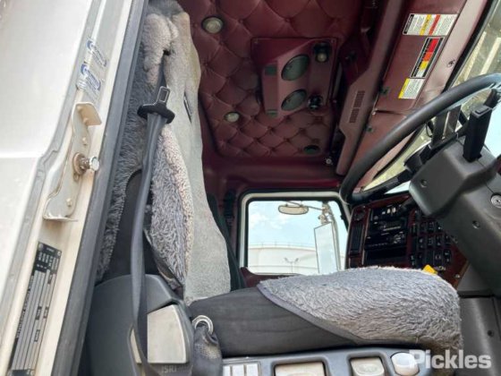 2016款麦克三叉戟