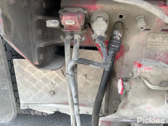 2016款麦克三叉戟