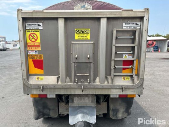 2016款麦克三叉戟