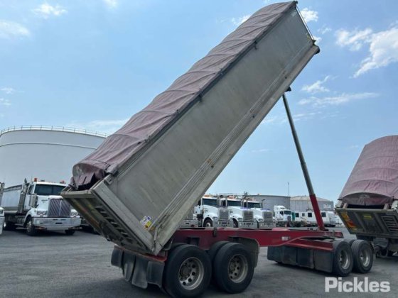 2016款麦克三叉戟