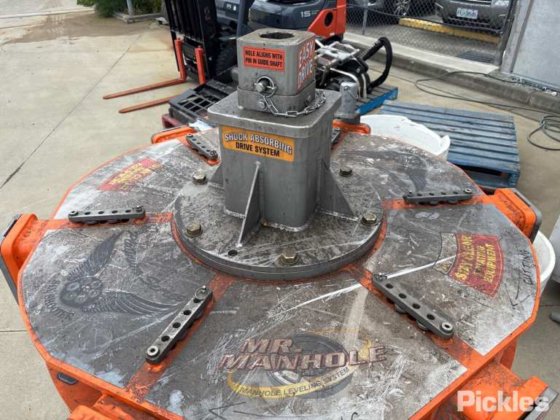 Mr ManHole - マンホールレベリングシステム