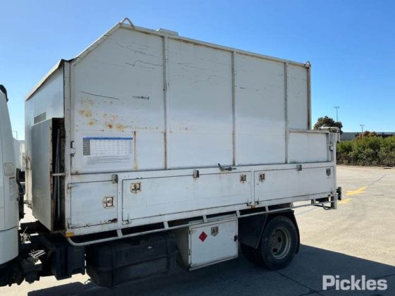 2008年 三菱ふそう ファイター