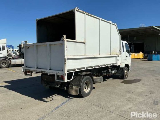 2008年 三菱ふそう ファイター