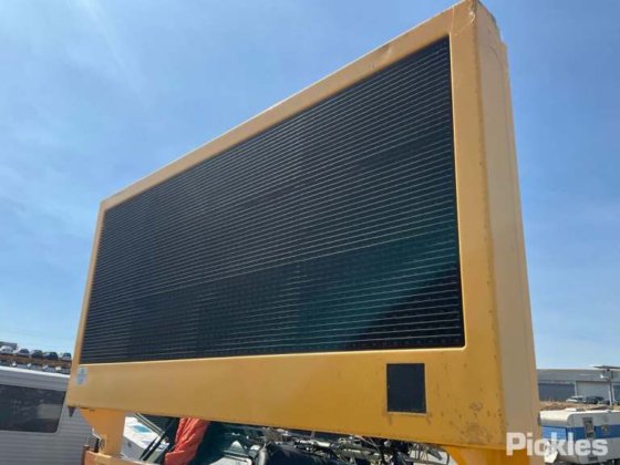 2010 ADエンジニアードトレーラー