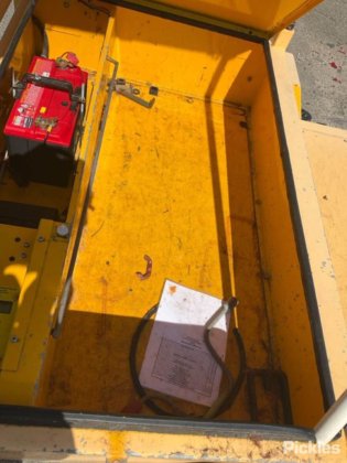 2010 ADエンジニアードトレーラー