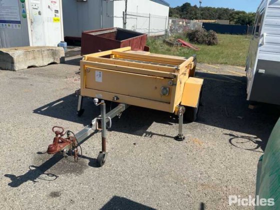 2010 ADエンジニアードトレーラー