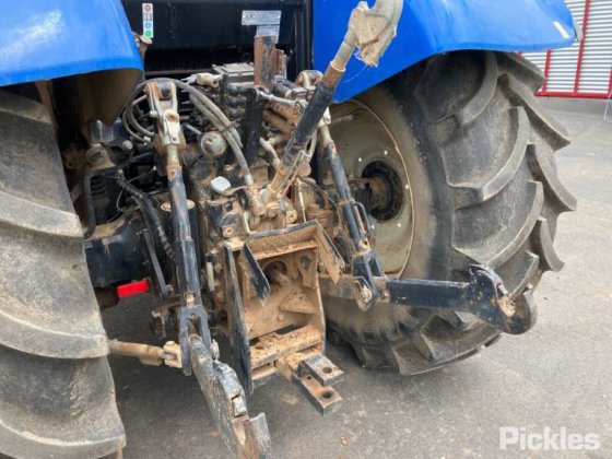 ニューホランド T7.185