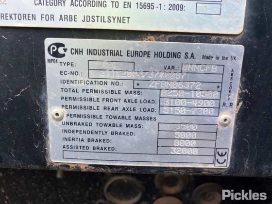 ニューホランド T7.185