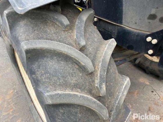 ニューホランド T7.185