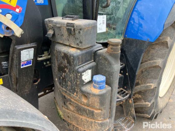 ニューホランド T7.185