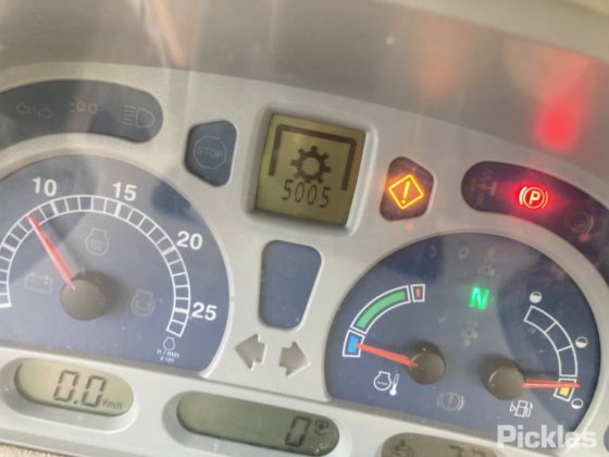 ニューホランド T7.185