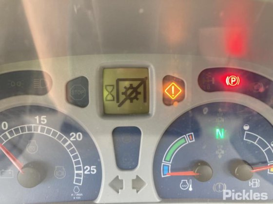 ニューホランド T7.185