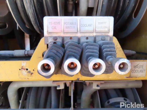 2005年式キャタピラー773E