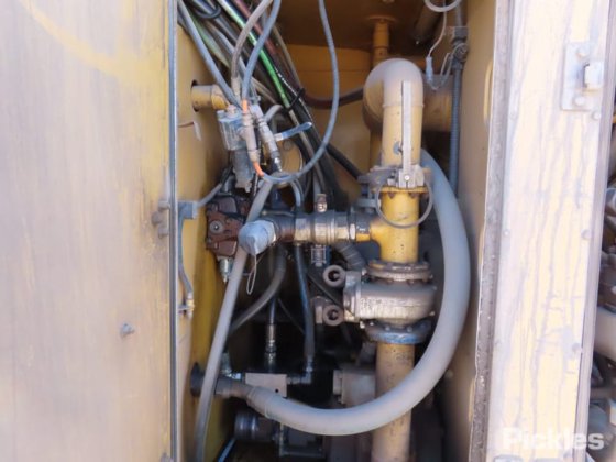 2005年式キャタピラー773E